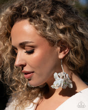 Load image into Gallery viewer, Flourishing Fantasia - Green