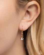 Load image into Gallery viewer, Confident Chevron - Gold