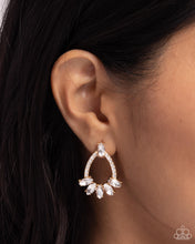 Load image into Gallery viewer, Experience Elegance - Gold
