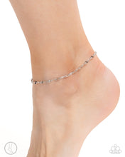 Load image into Gallery viewer, Relaxed Radiance - Silver
