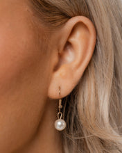 Load image into Gallery viewer, Complete Look- Starfish Song &amp; Single- Blue
