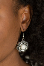 Load image into Gallery viewer, Santa Fe Hills - White
